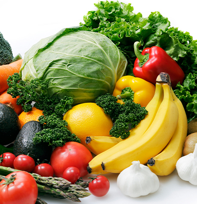 2.青果の卸し・仕入れ
全国の市場や生産者から旬の青果を厳選し、安全・安心な流通を確保。飲食店や小売店向けに、鮮度を保ちながら最適な価格で提供。品種や収穫時期に応じた仕入れを行い、消費者のもとへ美味しい青果を届けることで、食文化の発展に貢献しています。